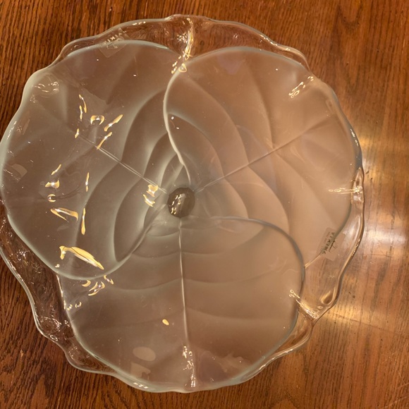 Vintage Viking frosted satin frosted glass cabbage leaf compote dish - Picture 3 of 3